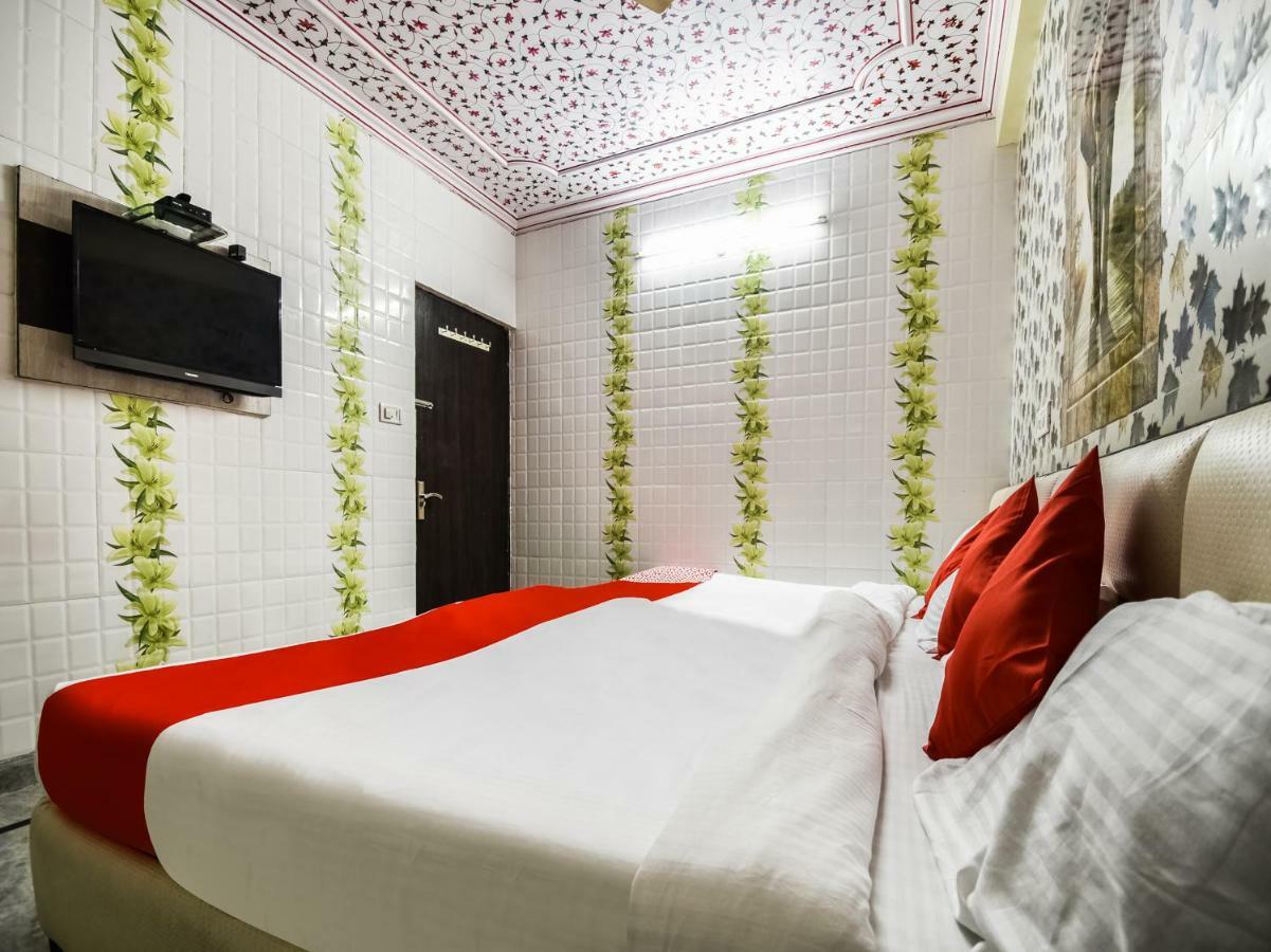 Oyo 48665 Kesar Palace Amer Экстерьер фото