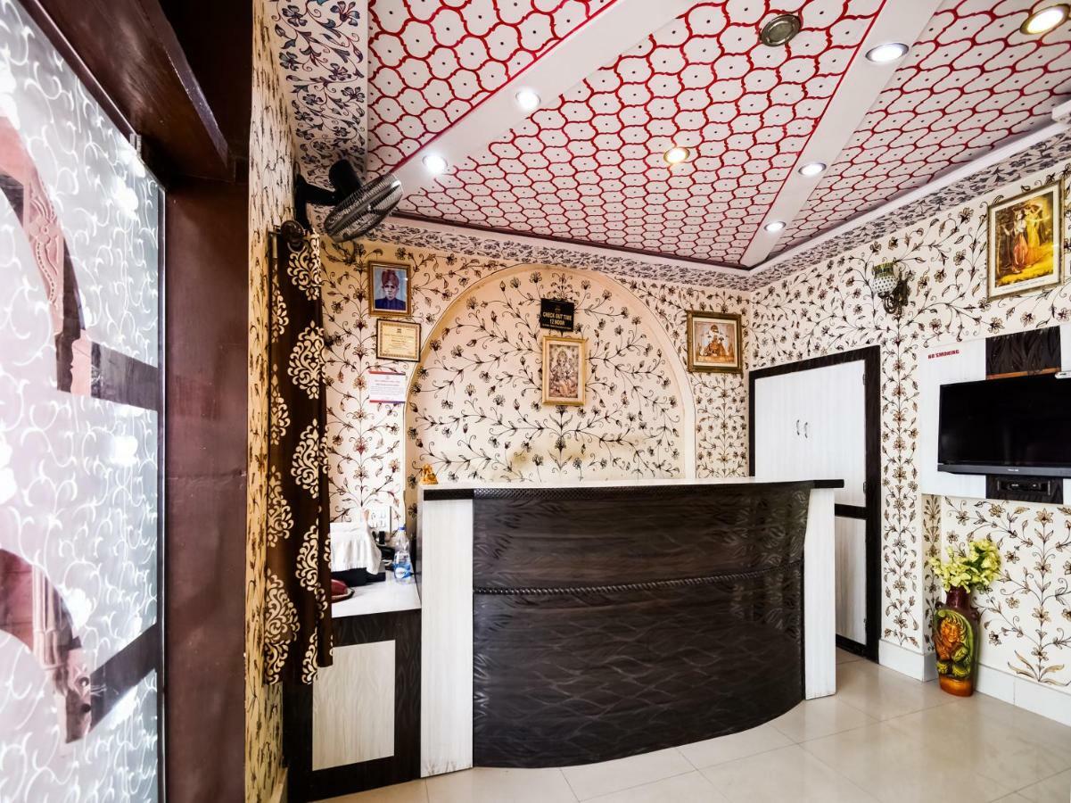 Oyo 48665 Kesar Palace Amer Экстерьер фото