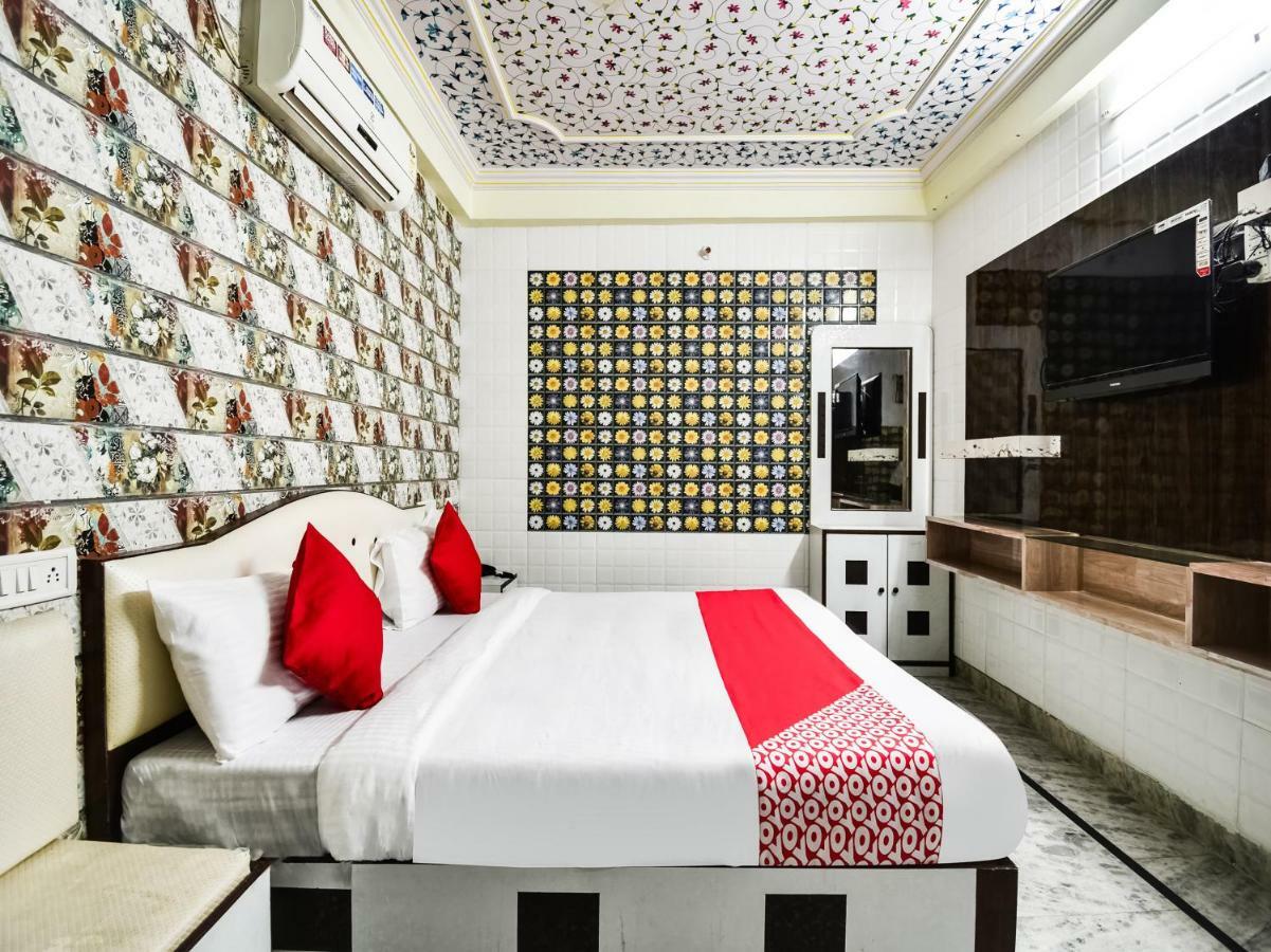 Oyo 48665 Kesar Palace Amer Экстерьер фото
